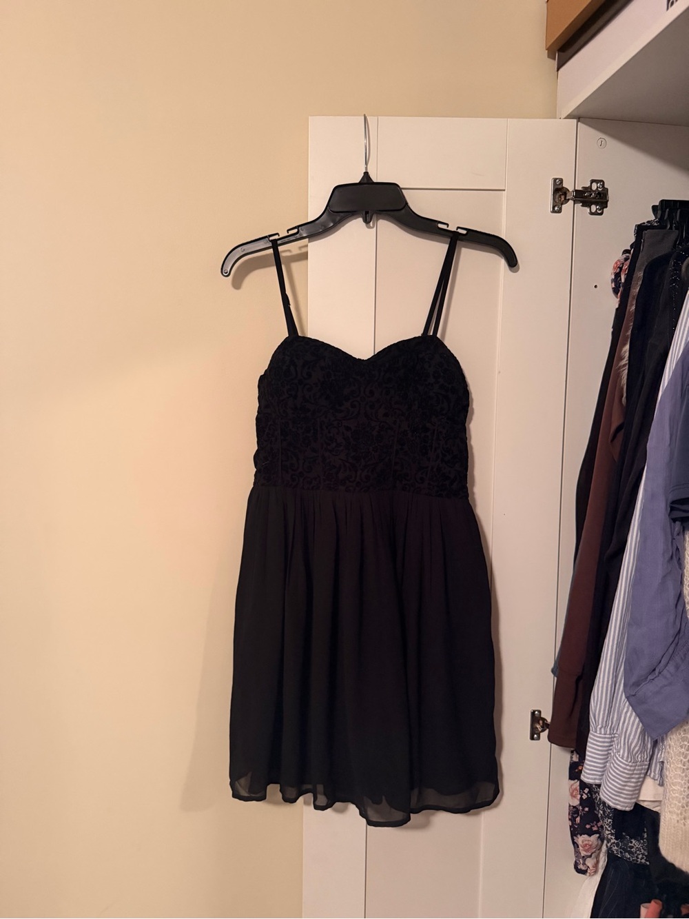 Black Lace Bodice Spaghetti Strap Dress